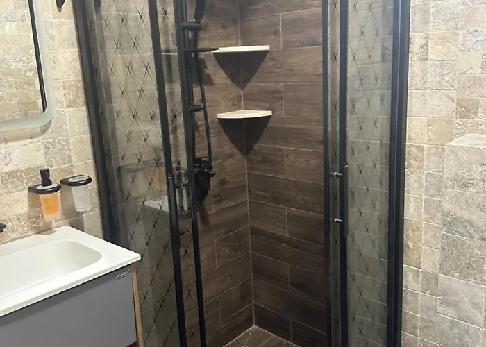 Rcr The Stones Appartement